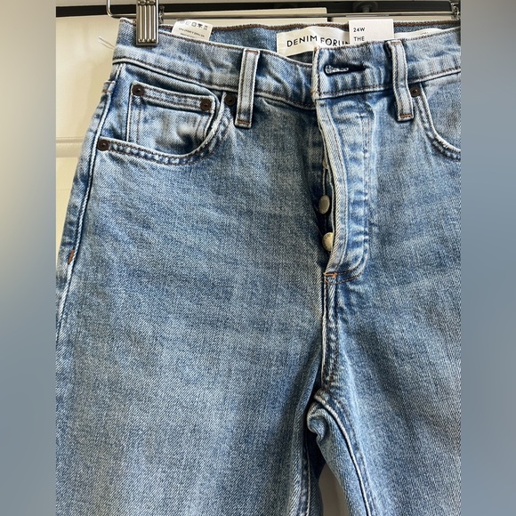 NWT Aritzia Denim Forum The Yoko High Rise Slim Light Wash Jeans Size 24W 28L - Picture 8 of 13